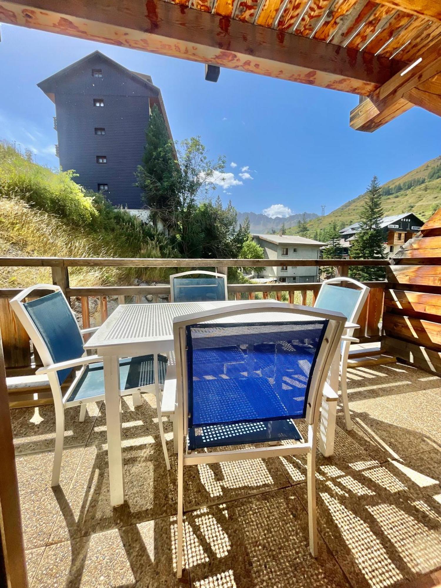 Vars Sur Les Pistes De Avec Piscine Apartment